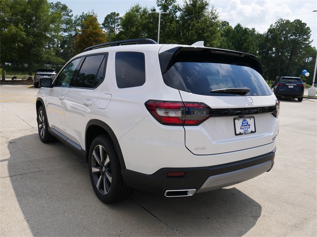 2025 Honda Pilot Touring photo 5