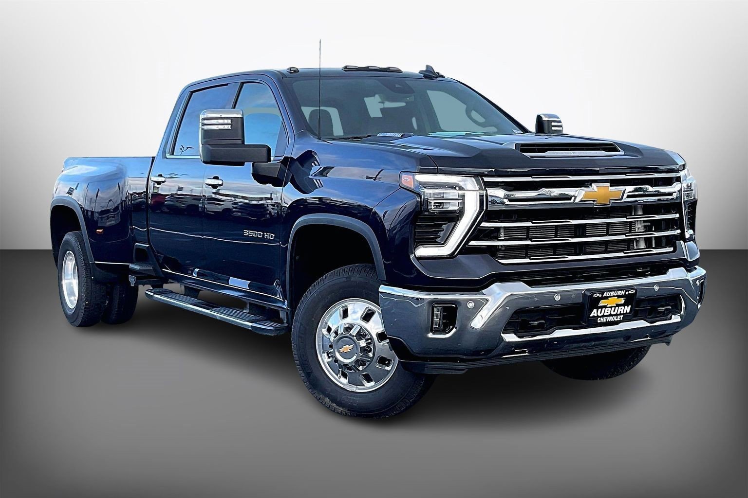 2024 Chevrolet Silverado 3500HD LTZ's photo