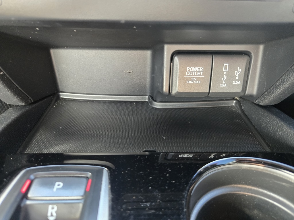 2017 Honda Pilot Elite photo 24