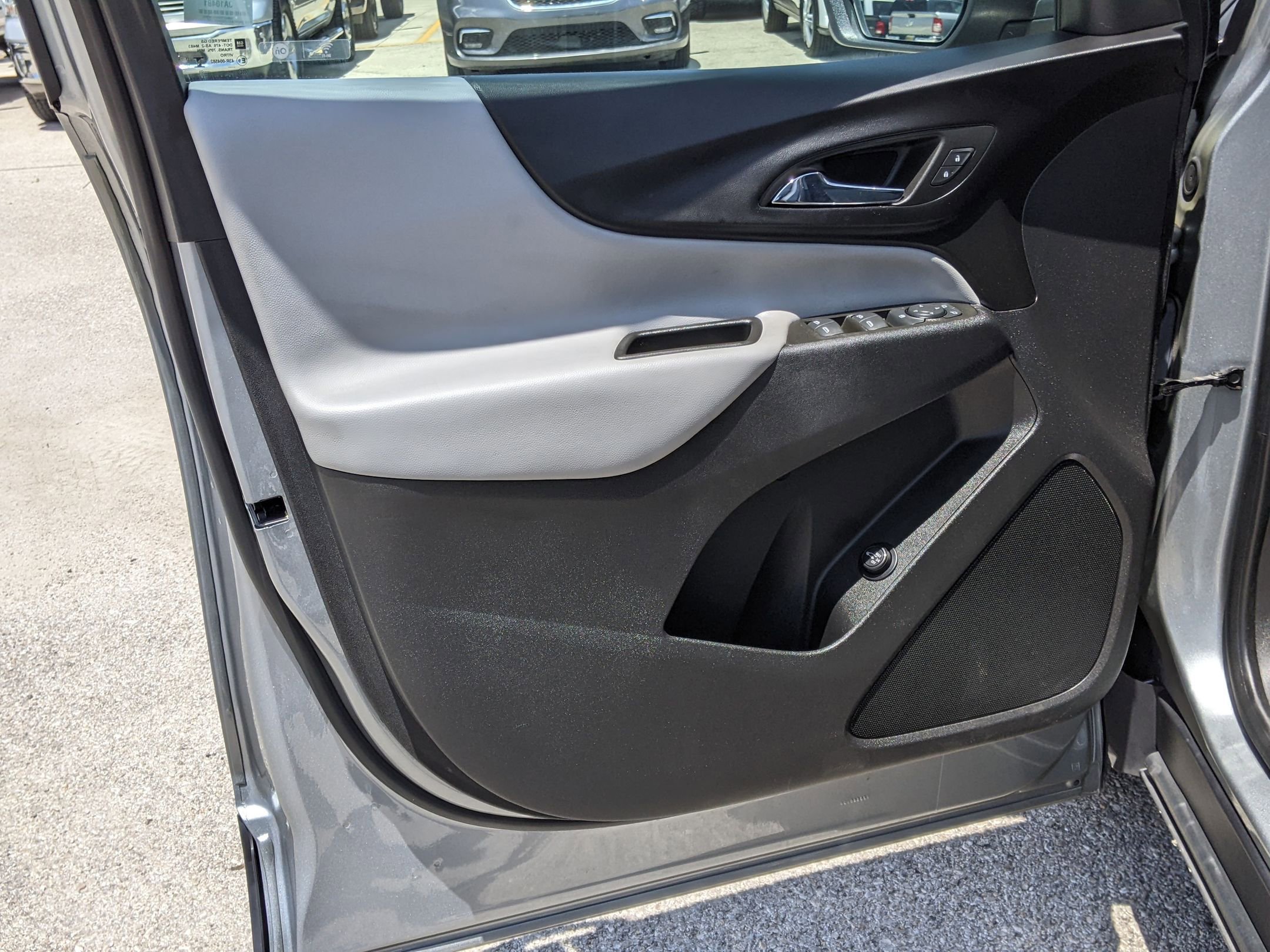 2023 Chevrolet Equinox LT photo 19