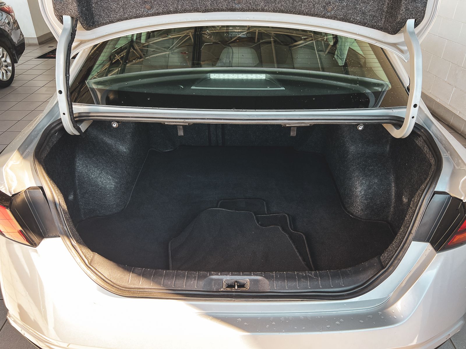 2022 Nissan Altima 2.5 SV photo 29