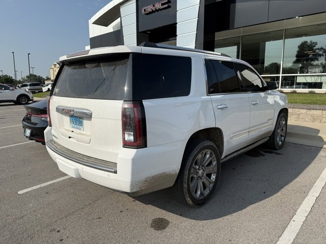 2016 Gmc Yukon Denali photo 3