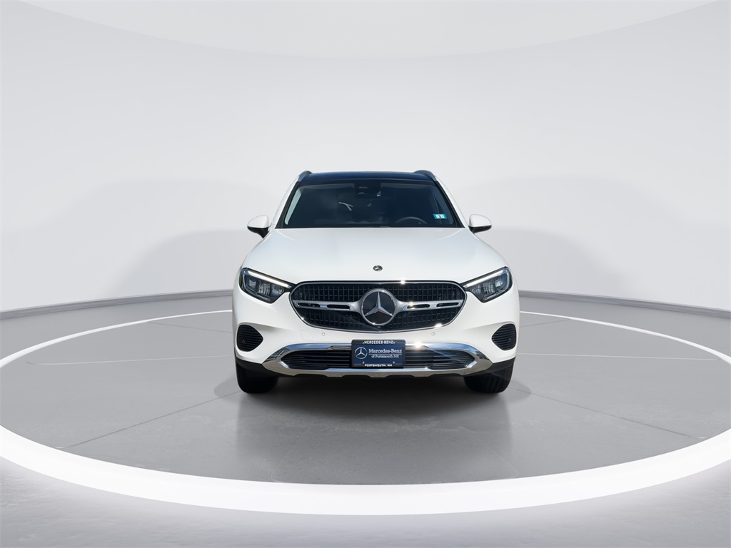 2025 Mercedes Benz GLC 350e 4MATIC photo 3