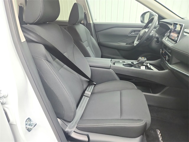2025 Nissan Rogue S photo 32