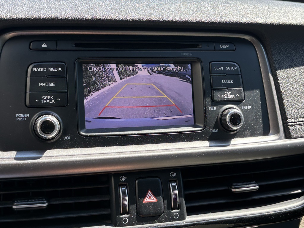2016 Kia Optima LX photo 11
