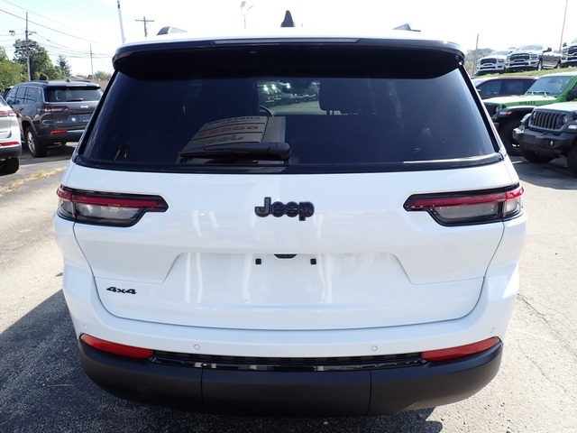 2025 Jeep Grand Cherokee Altitude X photo 3