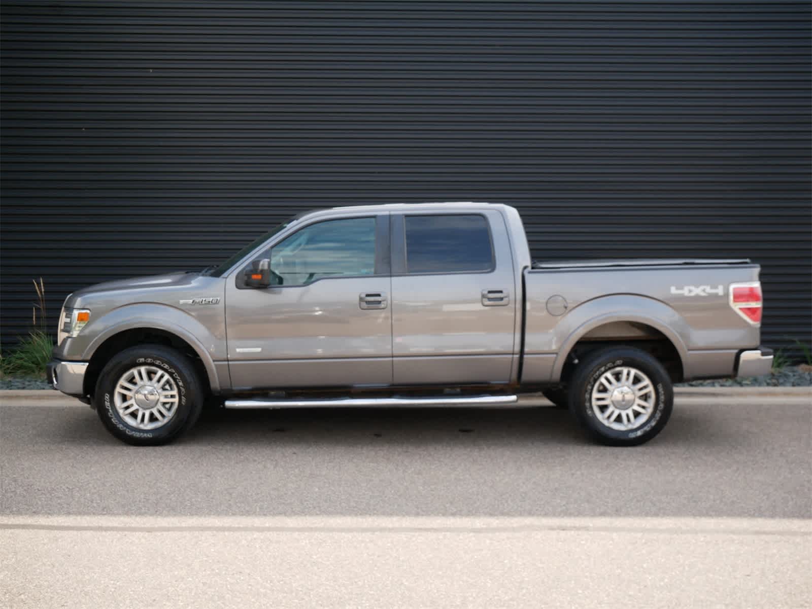 Used 2013 Ford F-150 Lariat with VIN 1FTFW1ET0DFB30655 for sale in Saint Paul, Minnesota