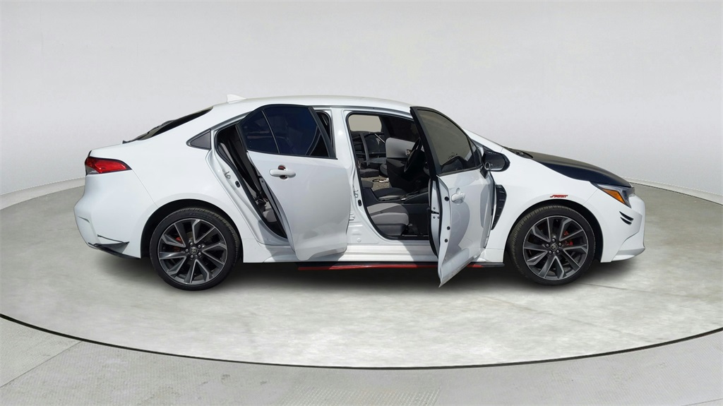 2024 Toyota Corolla Hybrid LE photo 14