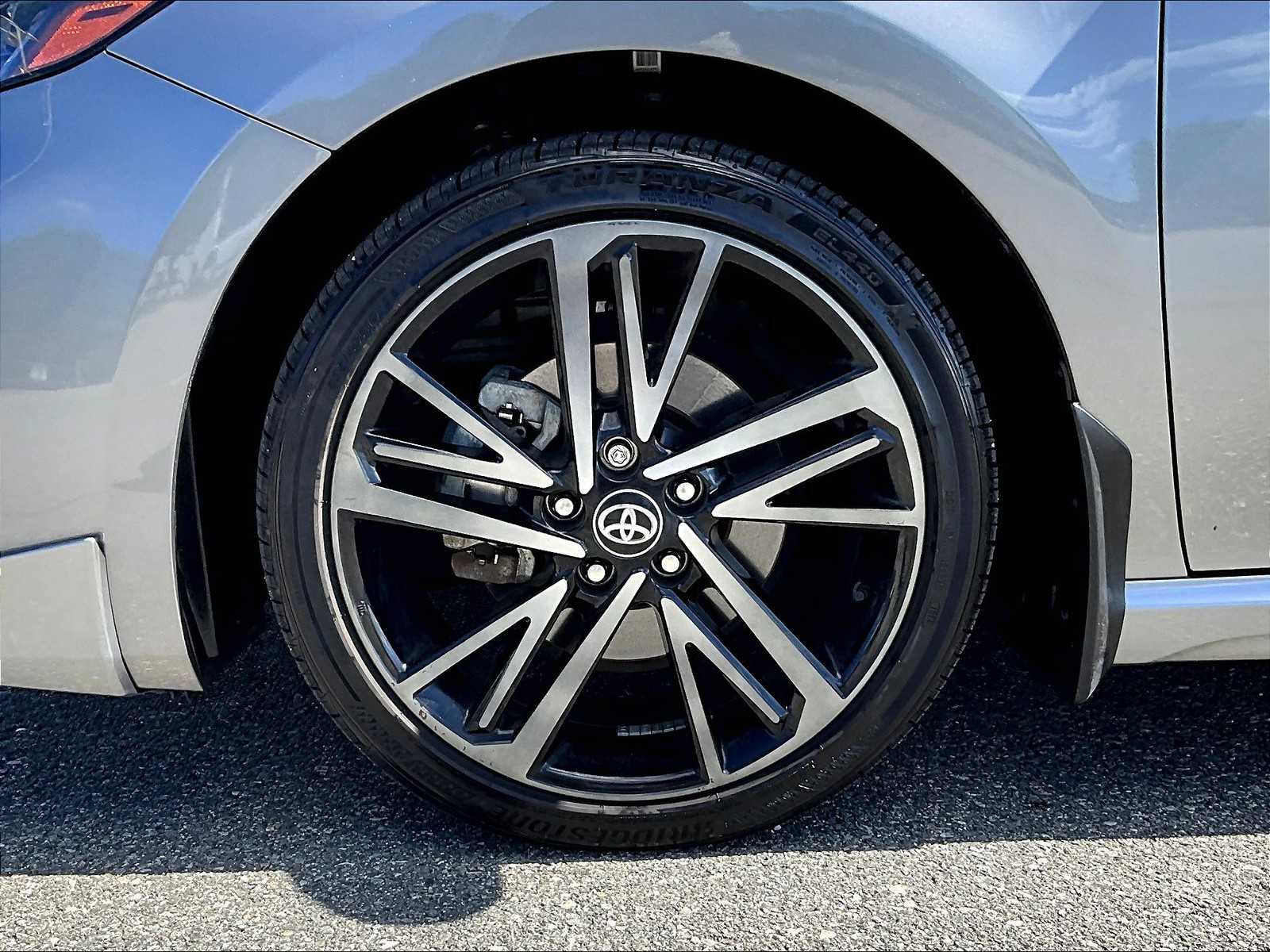 2025 Toyota Camry XSE photo 7