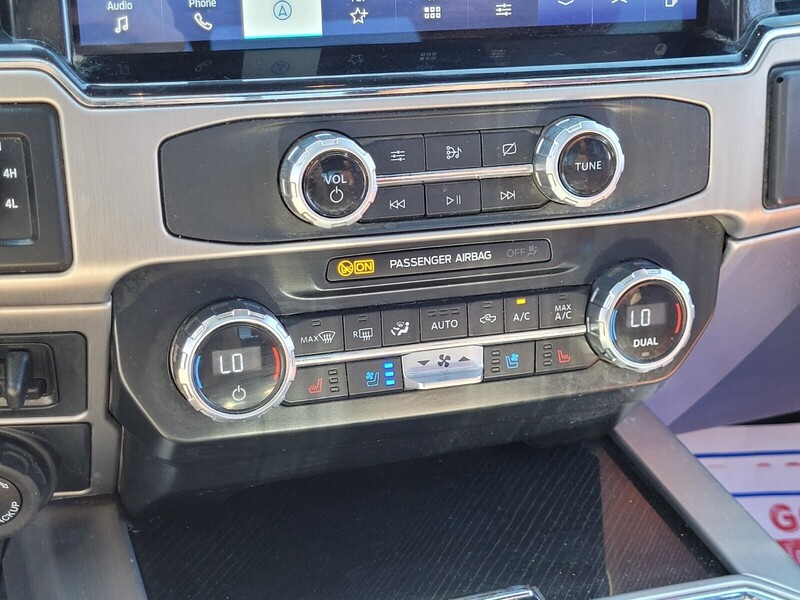 2022 Ford F-350 Platinum photo 23