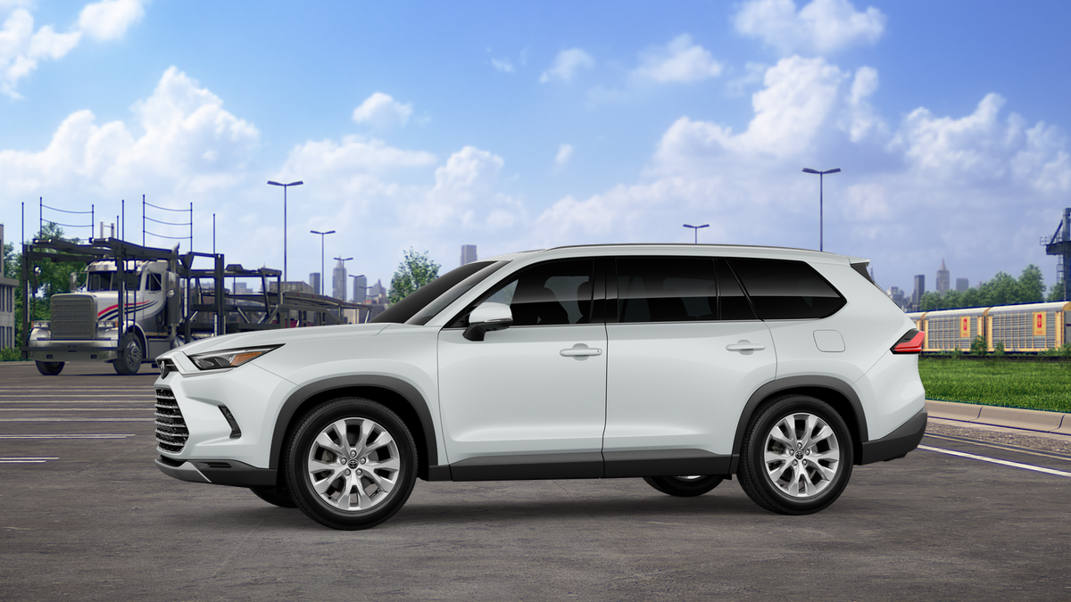 2026 Toyota Grand Highlander Hybrid Limited AWD photo 3