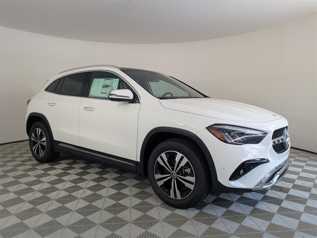 2026 Mercedes-Benz GLA GLA 250's photo