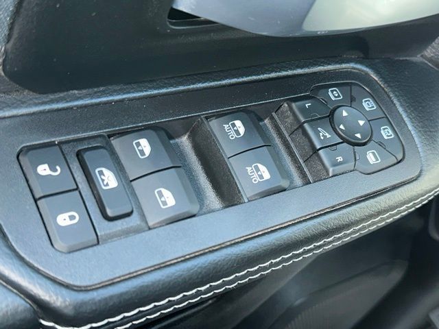 2025 Ram 2500 Big Horn photo 16