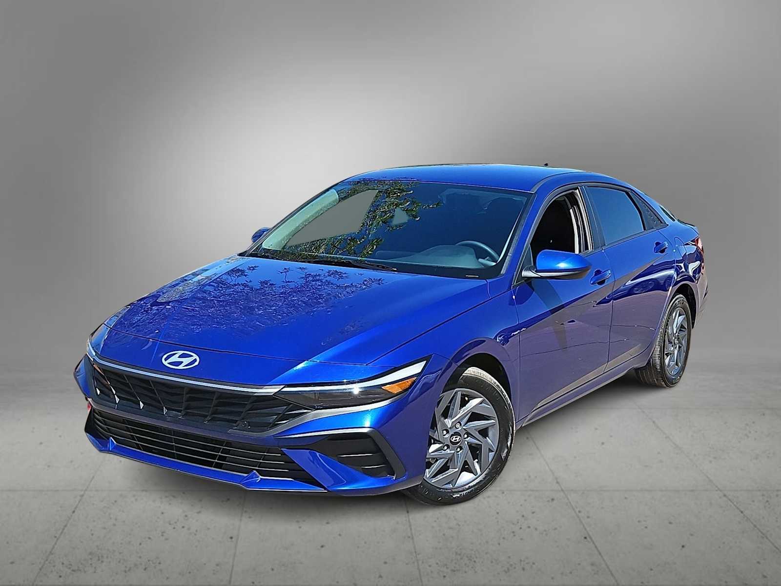 2025 Hyundai Elantra Hybrid