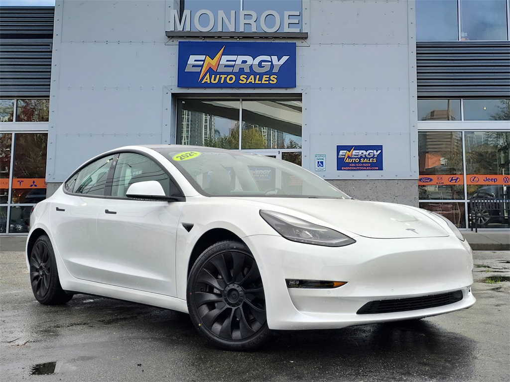 2021 Tesla Model 3 Base's photo