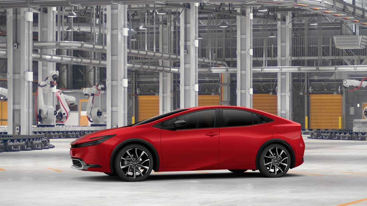2026 Toyota Prius Plug-in Hybrid XSE photo 3