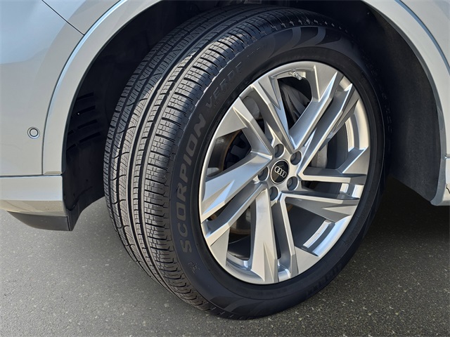2023 Audi Q7 55 Prestige photo 32