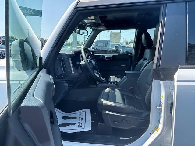 2025 Ford Bronco Outer Banks photo 20