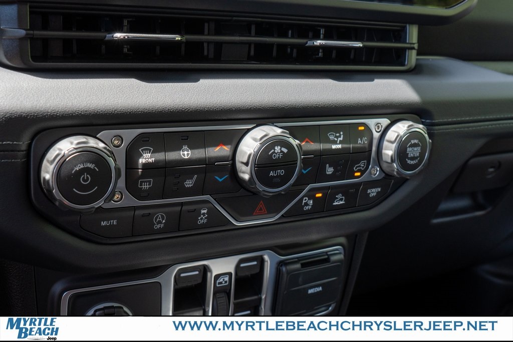 2025 Jeep Gladiator Sport photo 19