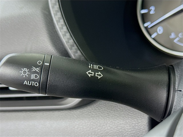 2025 Nissan Sentra S photo 14
