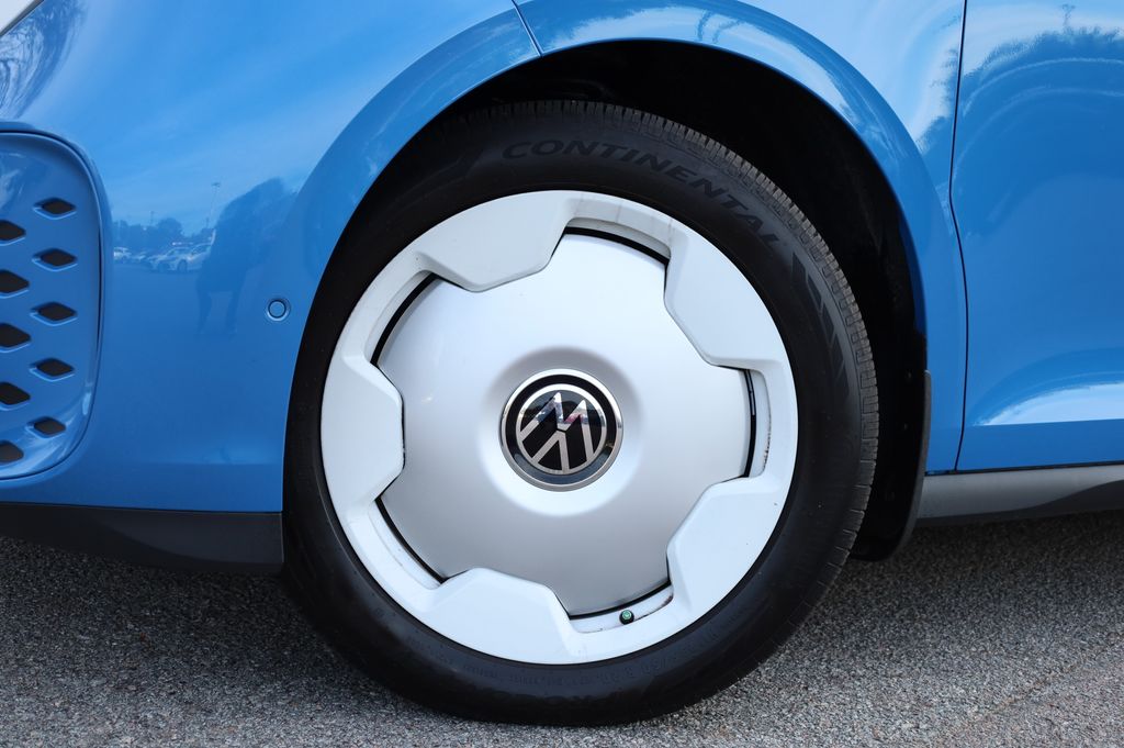 Used 2025 Volkswagen ID. Buzz 1st Edition with VIN WVG6YVEB9SH009189 for sale in West Columbia, SC