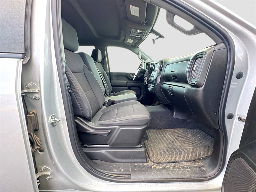 2020 Chevrolet Silverado 2500HD Custom photo 27