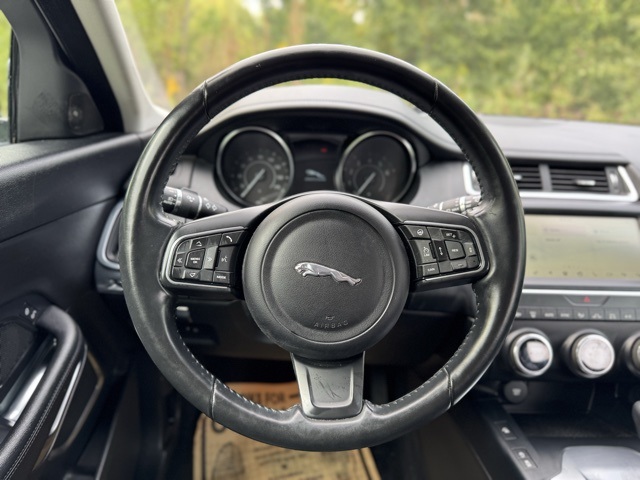 2018 Jaguar E-PACE S photo 25