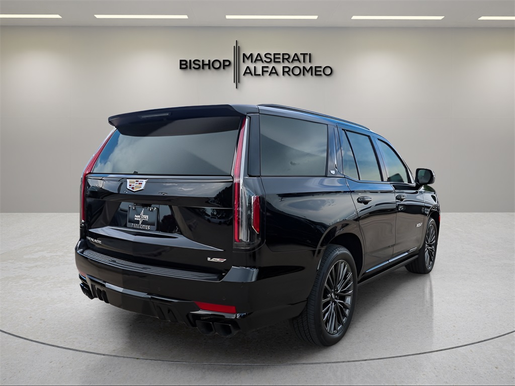 2024 Cadillac Escalade V-Series photo 2
