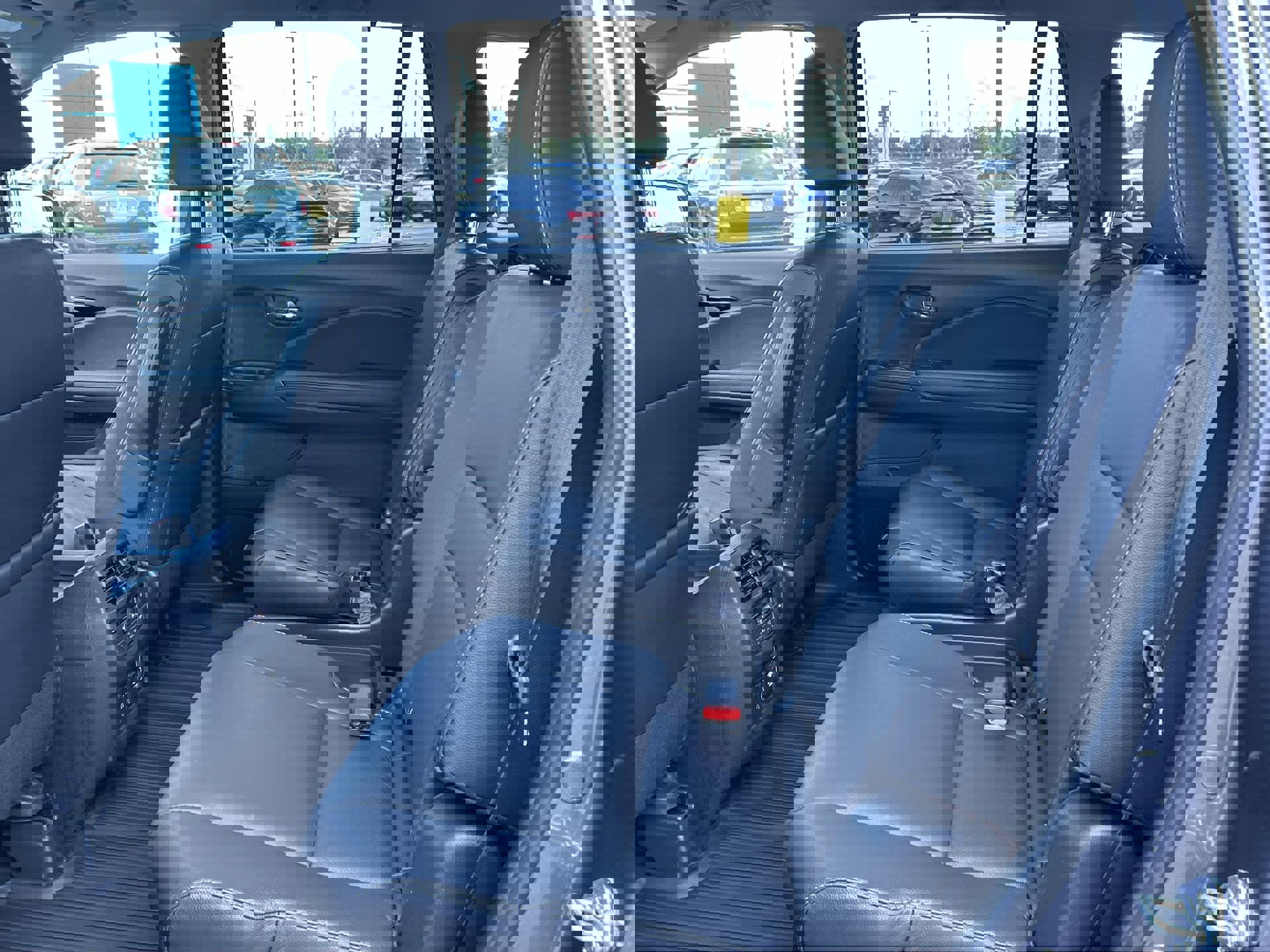 2022 Honda Pilot photo 22