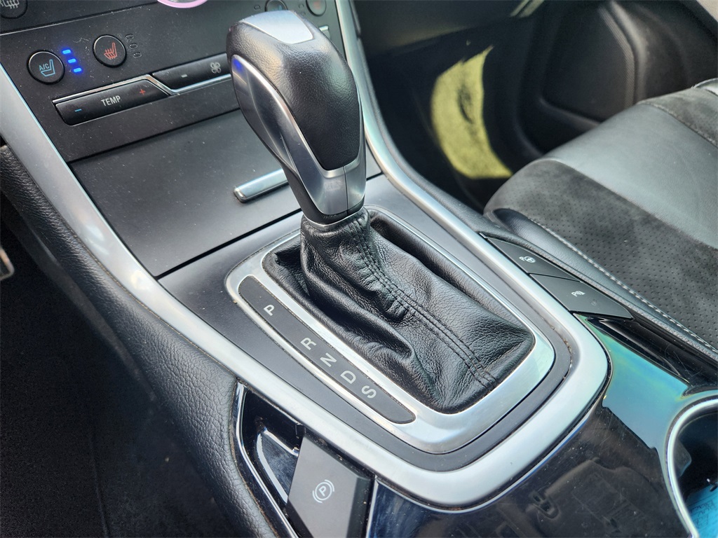 2018 Ford Edge Sport photo 15