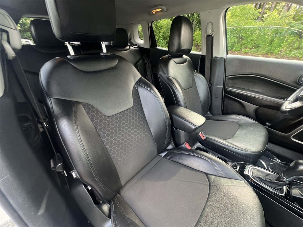 2021 Jeep Compass Altitude photo 24