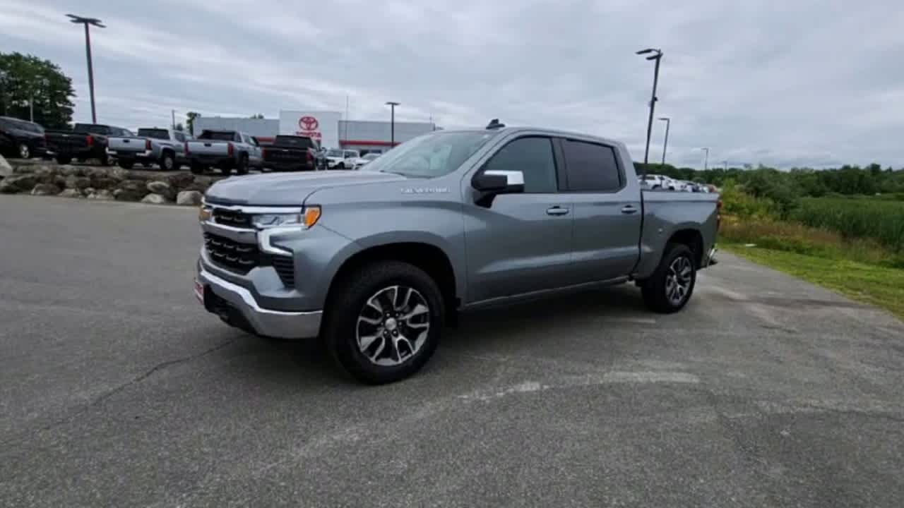2023 Chevrolet Silverado 1500 LT photo 4