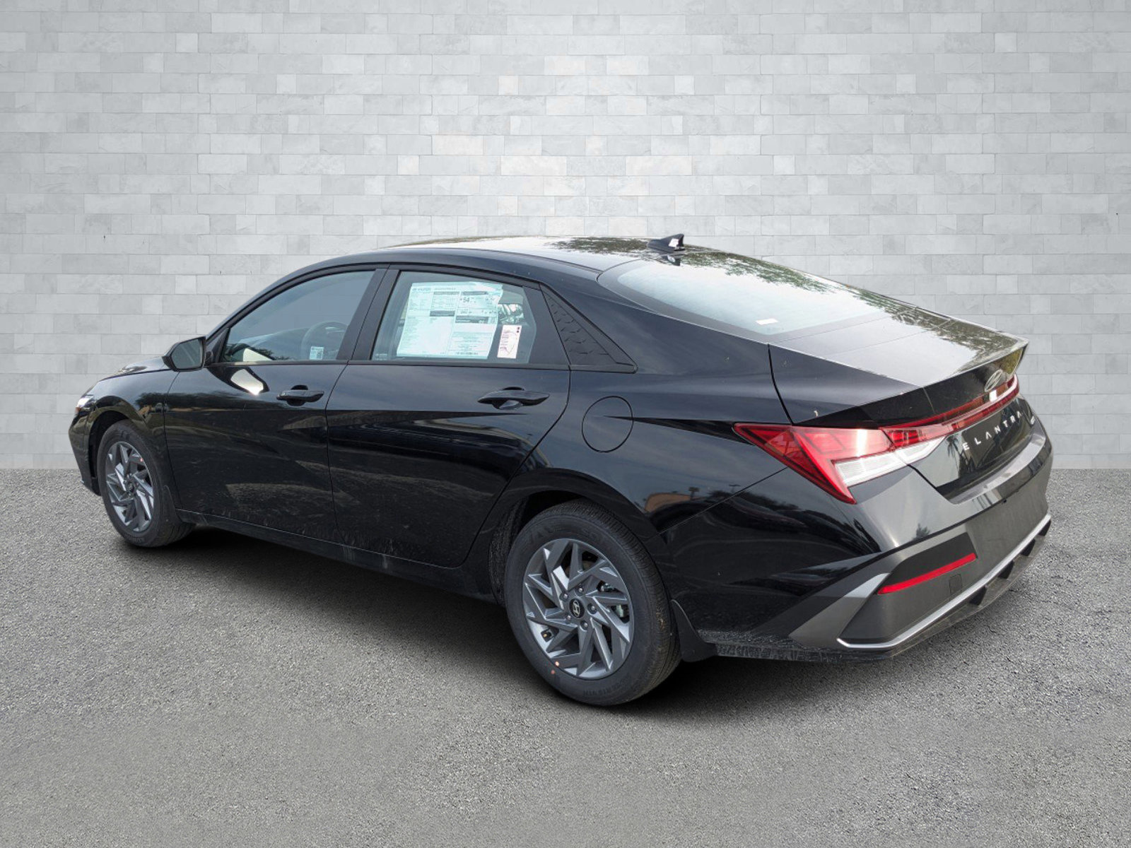 2025 Hyundai Elantra Blue SEL Sport photo 6