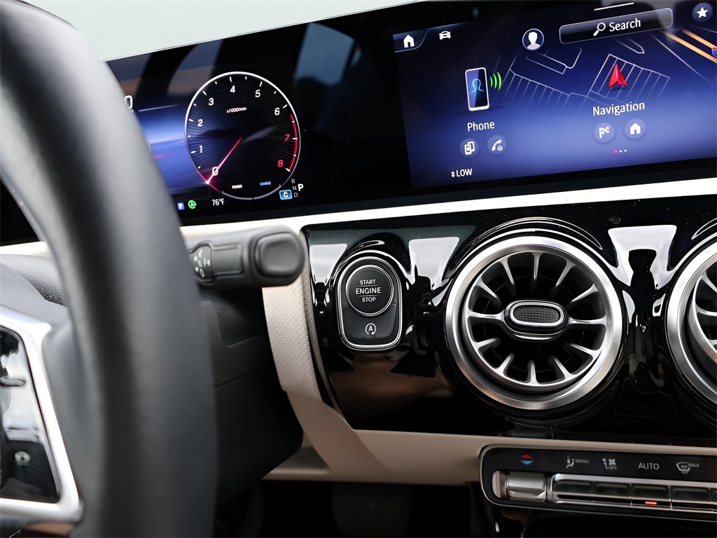 2024 Mercedes Benz CLA 250 4MATIC photo 27