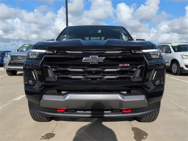2026 Chevrolet Colorado Z71 photo 3