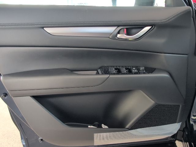 2025 Mazda CX-5 2.5 S Preferred photo 19