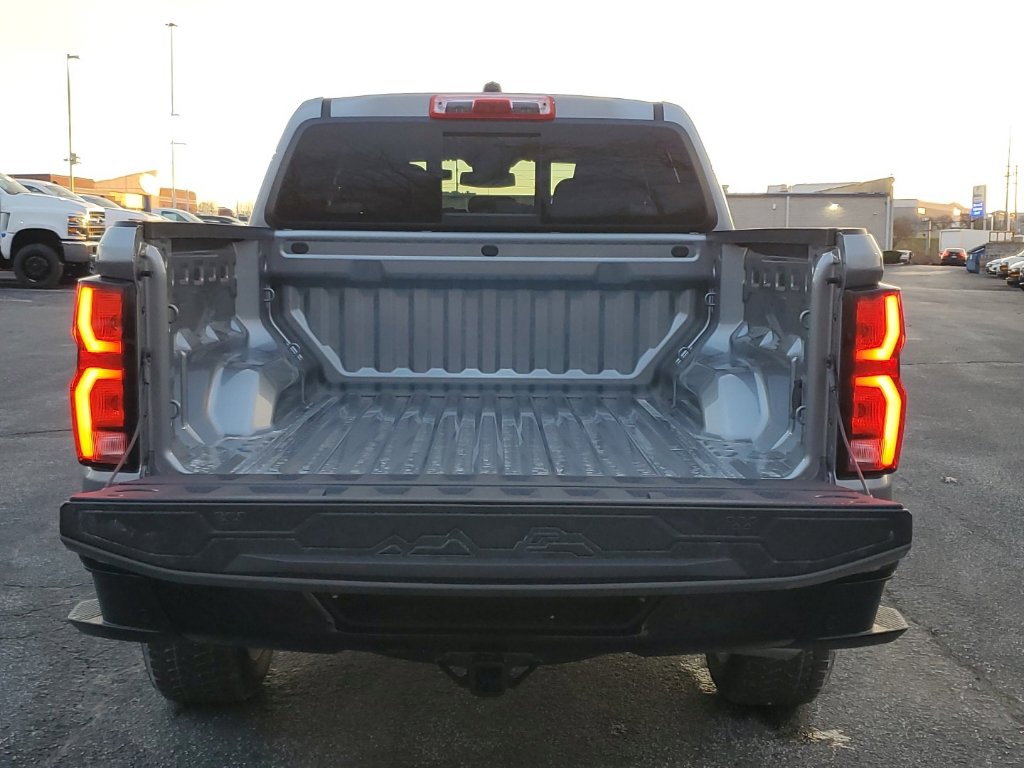 2025 Chevrolet Colorado Z71 photo 19