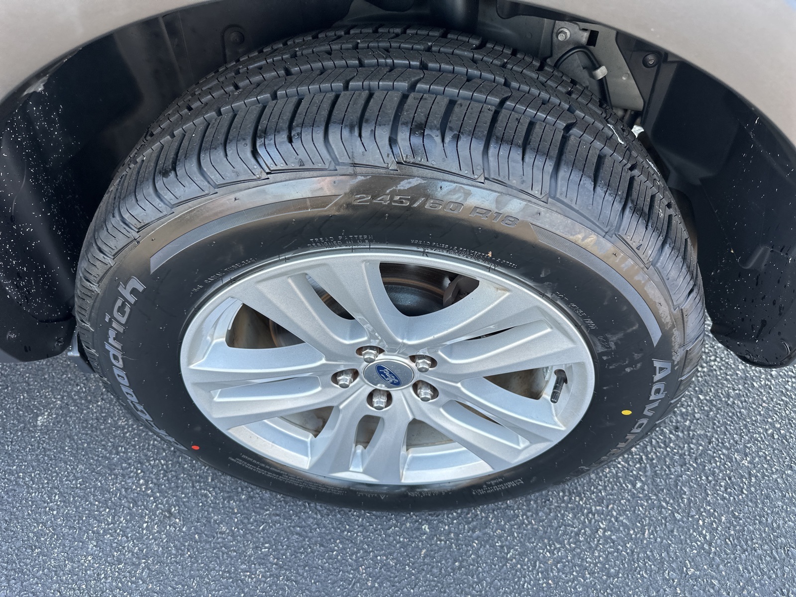 2019 Ford Explorer XLT photo 23
