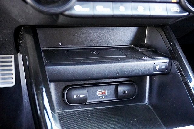 Used 2022 Gray Kia GT-Line image 28