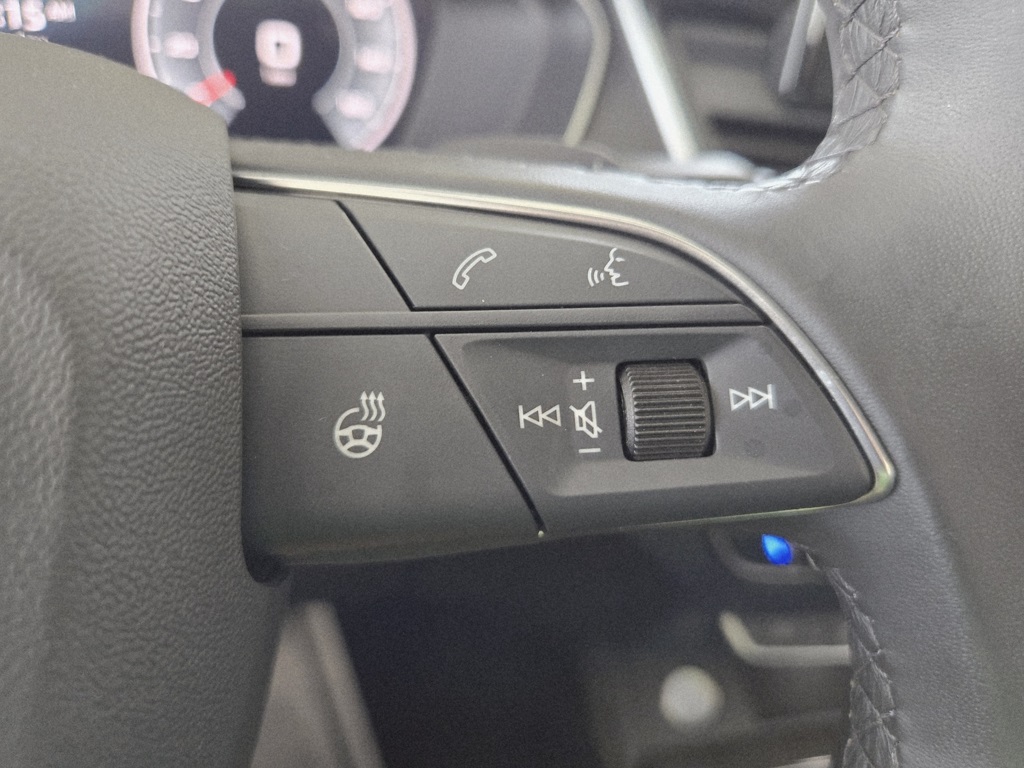 2024 Audi Q5 45 S line Premium photo 26