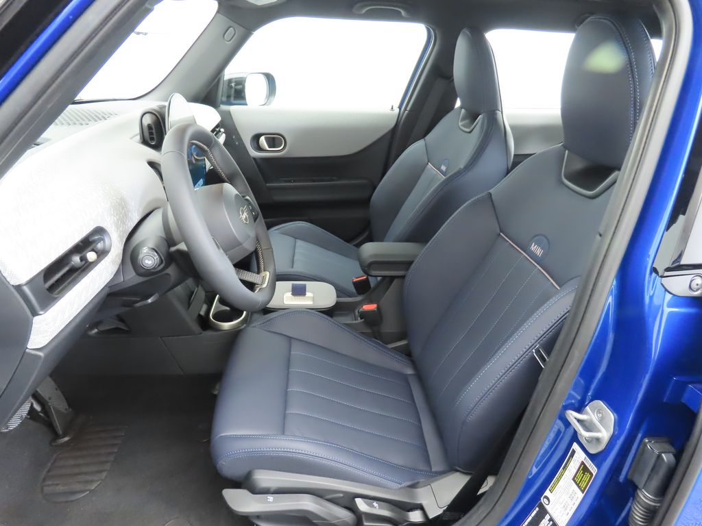 2025 Mini Cooper 4 Door Hardtop Signature photo 16