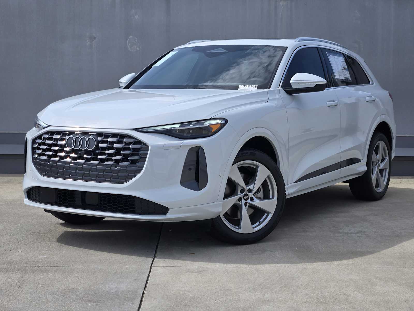 2025 Audi Q5 Premium Plus