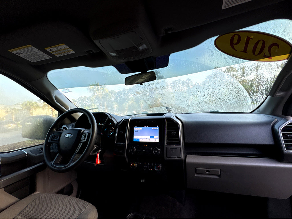 2019 Ford F-150 XLT photo 4