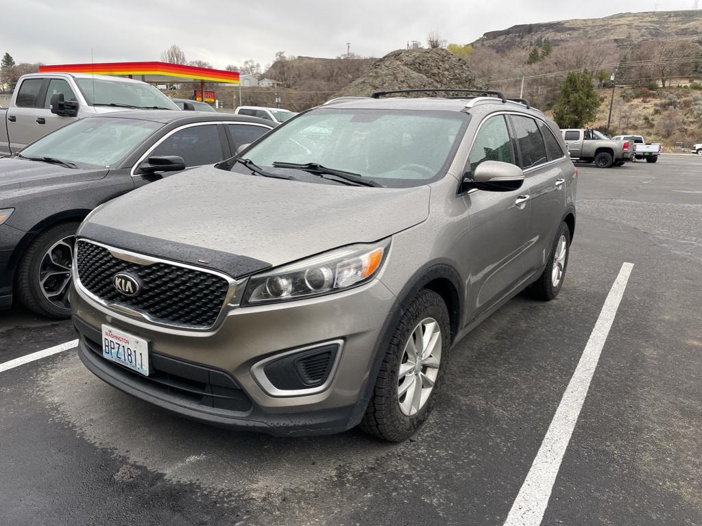2016 Kia Sorento LX photo 4