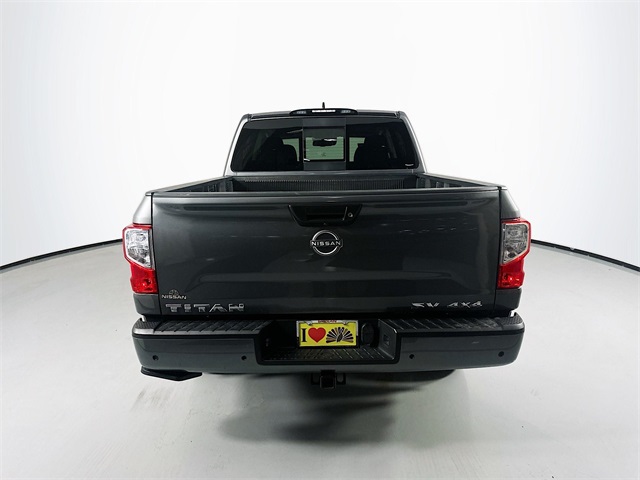 2024 Nissan Titan SV photo 7
