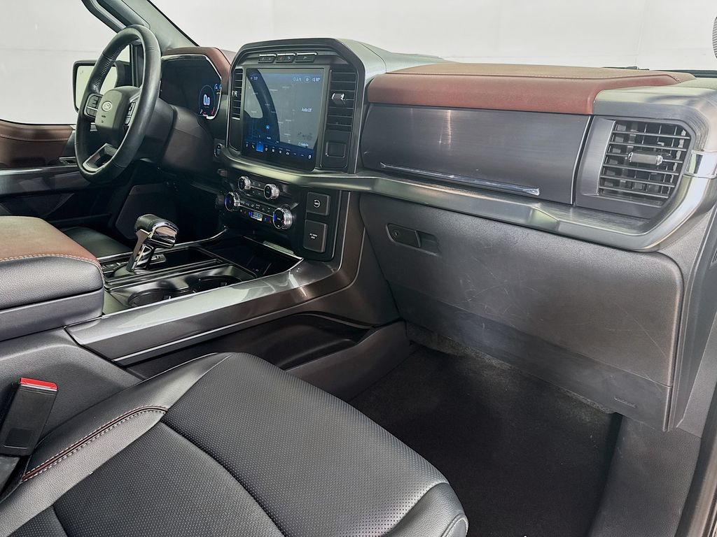 2023 Ford F-150 Lariat photo 31