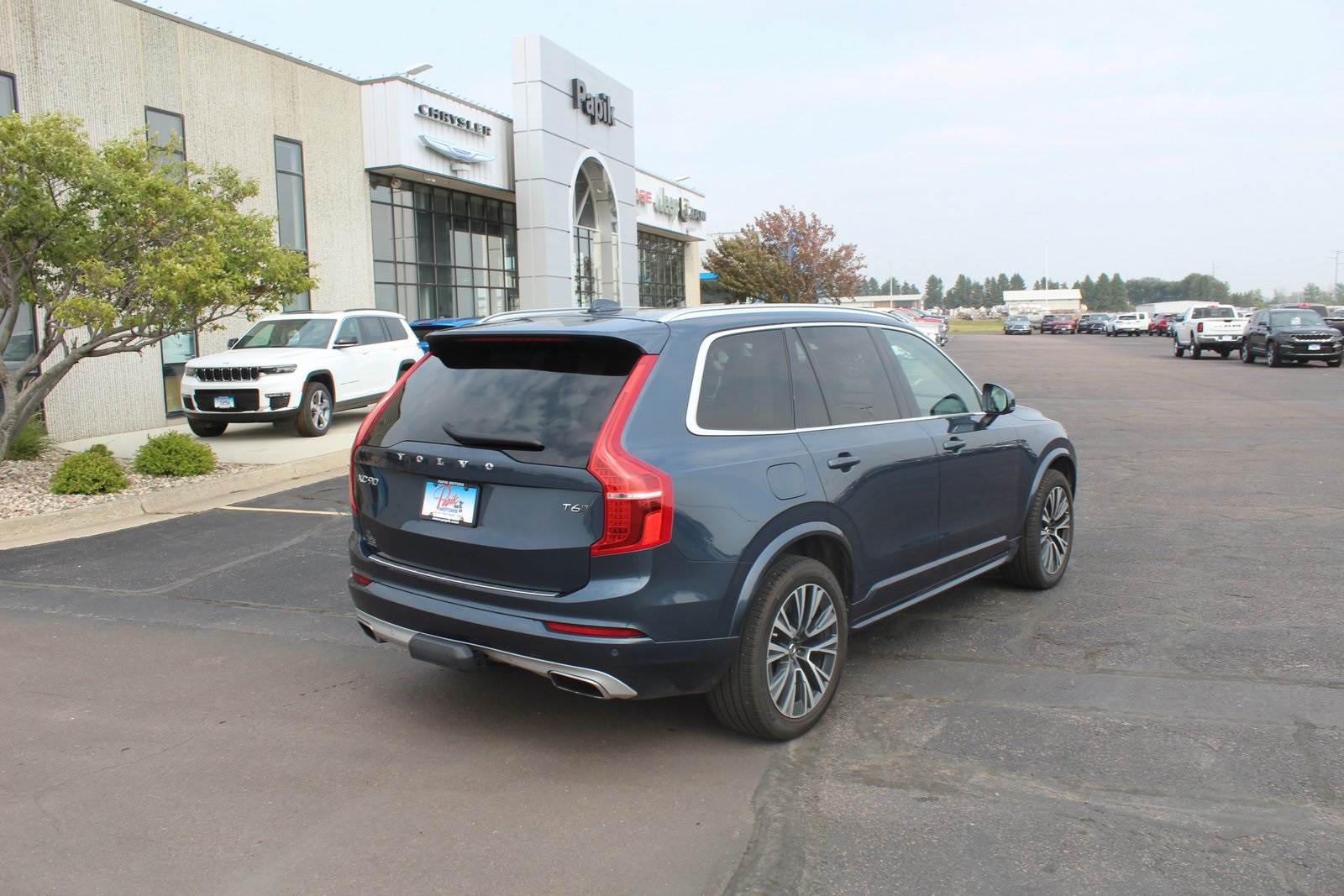 Used 2020 Volvo XC90 Momentum with VIN YV4A221K9L1532272 for sale in Luverne, Minnesota