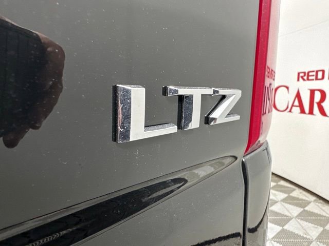 2025 Chevrolet Silverado 1500 LTZ photo 19