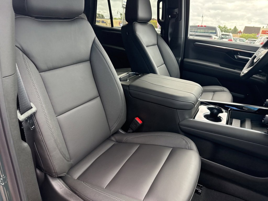 2025 Chevrolet Tahoe Z71 photo 37