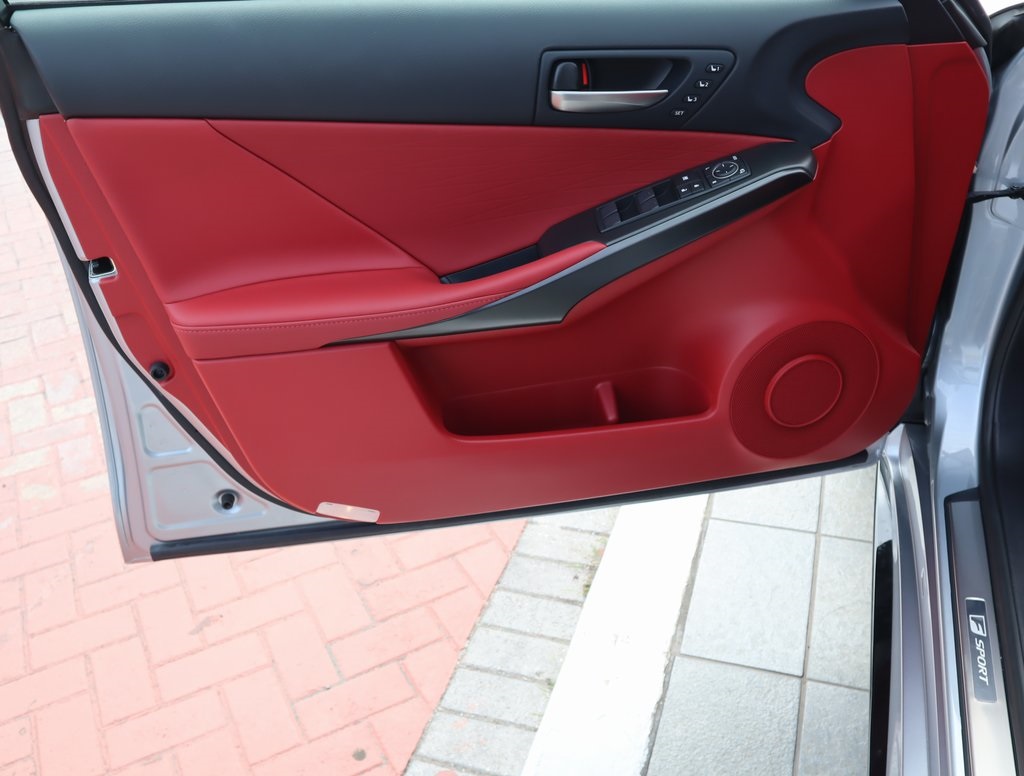 2025 Lexus IS 300 F SPORT photo 22